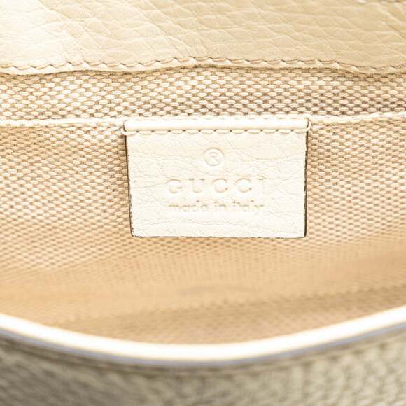 GUCCI Authentic White Leather Shoulder Bag - Picture 7 of 10